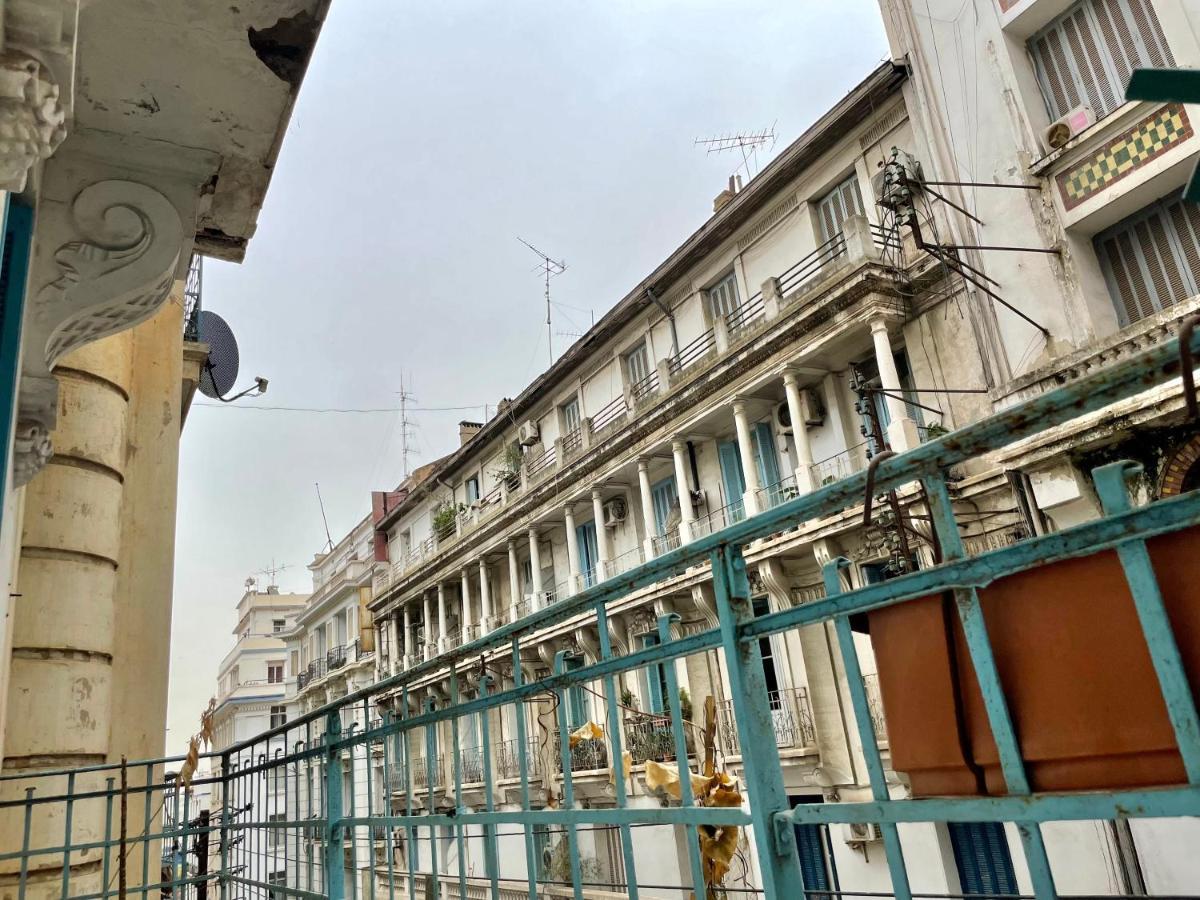 Appartement Dans Immeuble Haussmanien アルジェ エクステリア 写真