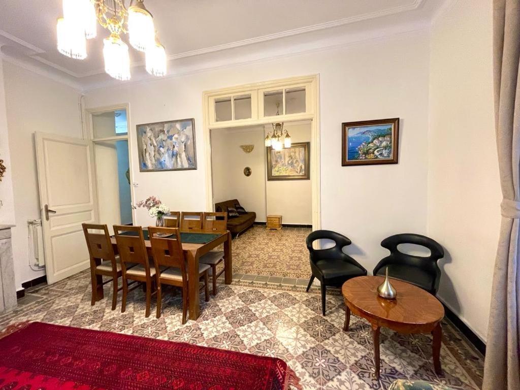 Appartement Dans Immeuble Haussmanien アルジェ エクステリア 写真
