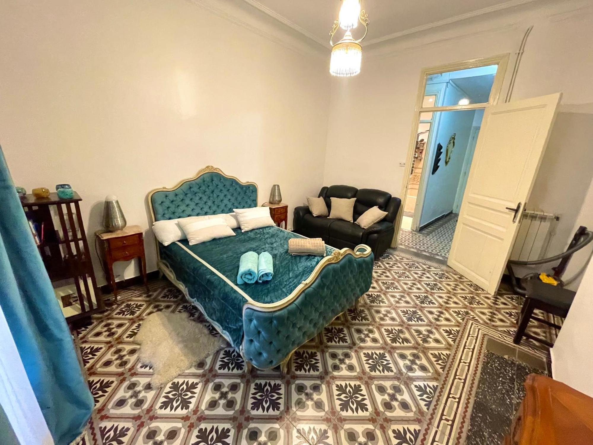 Appartement Dans Immeuble Haussmanien アルジェ エクステリア 写真